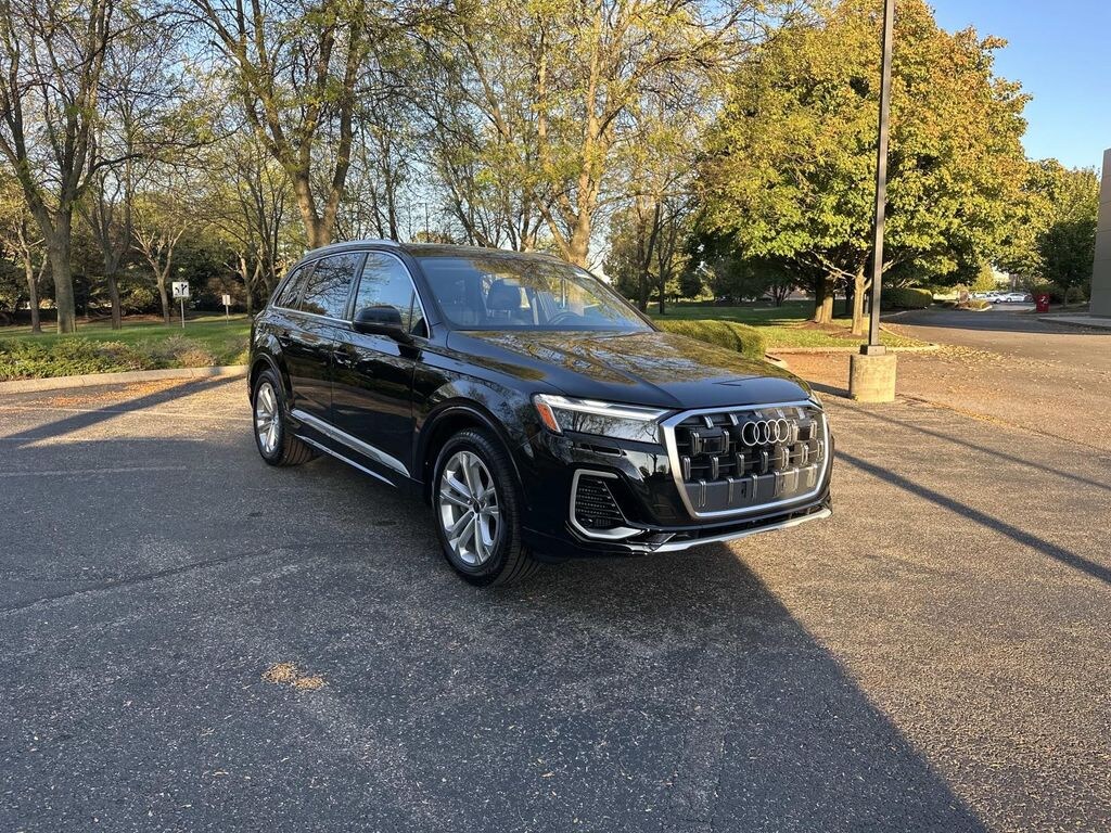New 2026 Audi Q7 55 Premium Plus Sport Utility