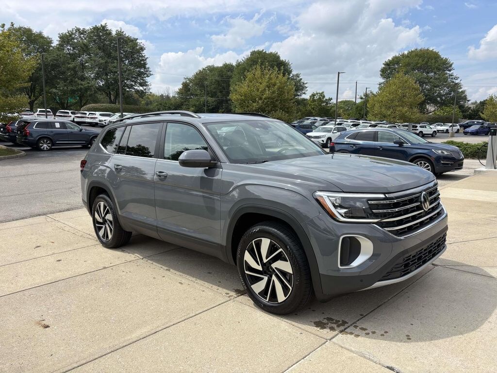 New 2026 Volkswagen Atlas 2.0T SE w/Technology Sport Utility