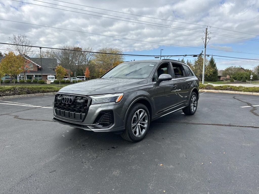 New 2026 Audi Q7 45 Premium Sport Utility