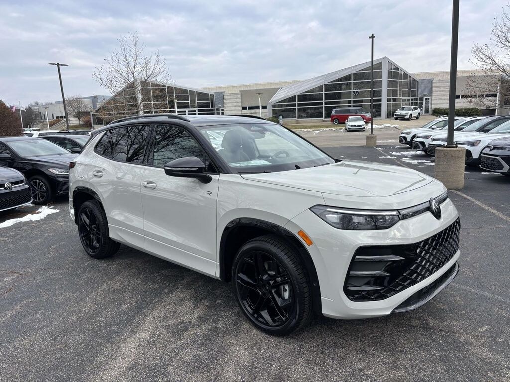 New 2026 Volkswagen Tiguan 2.0T SE R-Line Black Sport Utility