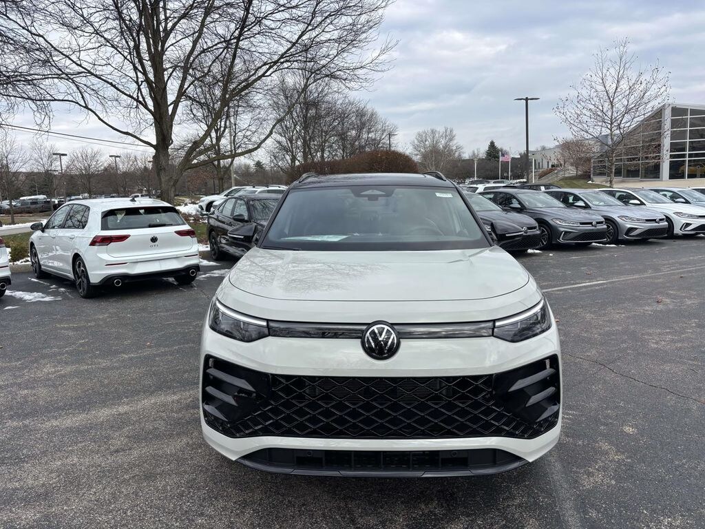 New 2026 Volkswagen Tiguan 2.0T SE R-Line Black Sport Utility