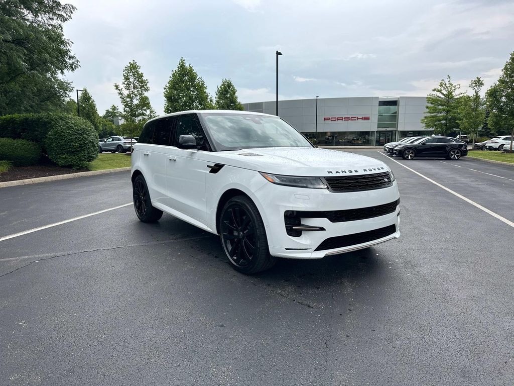 New 2025 Land Rover Range Rover Sport Dynamic SE Sport Utility
