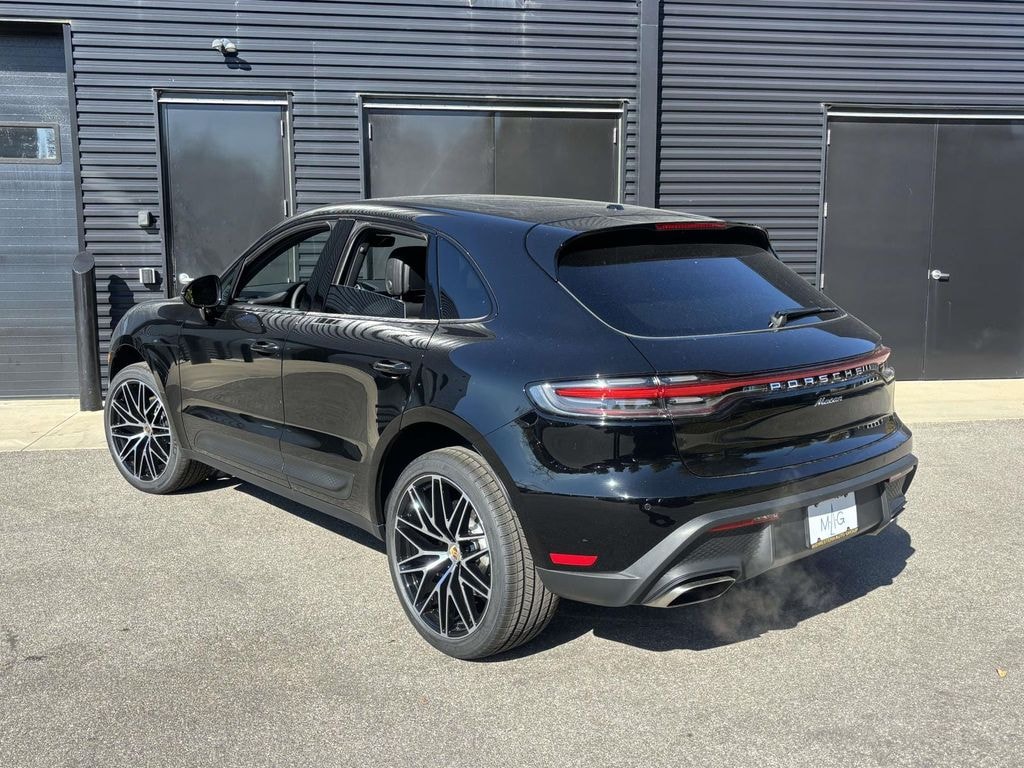 New 2026 Porsche Macan Sport Utility
