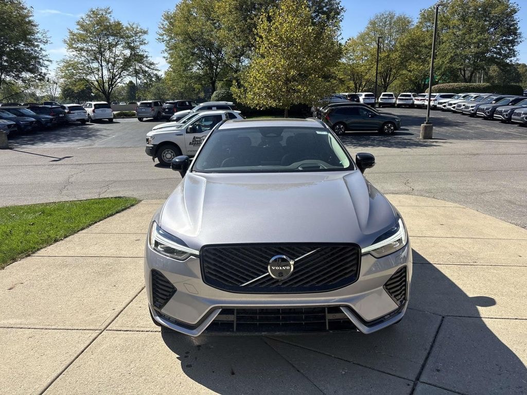 New 2026 Volvo XC60 B5 Ultra Sport Utility