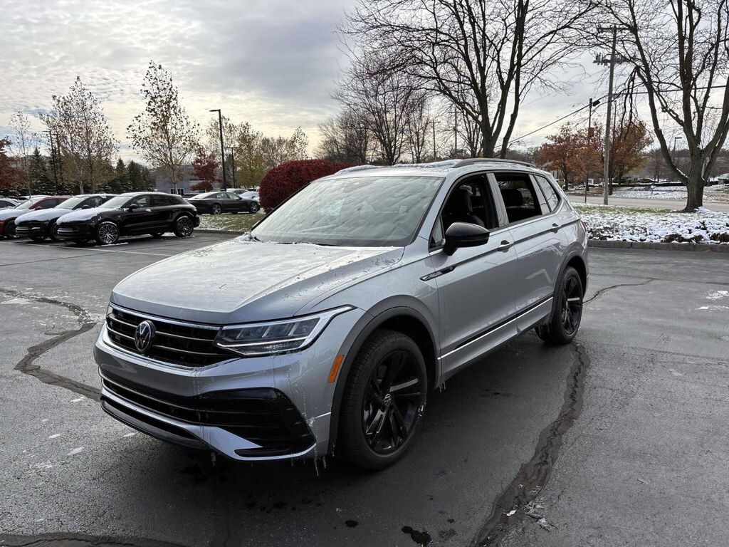 Certified 2024 Volkswagen Tiguan 2.0T SE R-Line Black Sport Utility