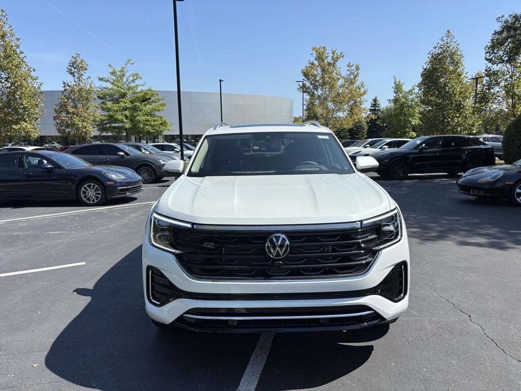 New 2026 Volkswagen Atlas 2.0T SEL Premium R-Line Sport Utility