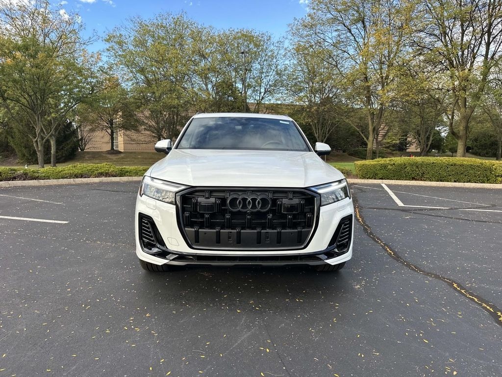 New 2025 Audi Q7 55 Premium Plus Sport Utility