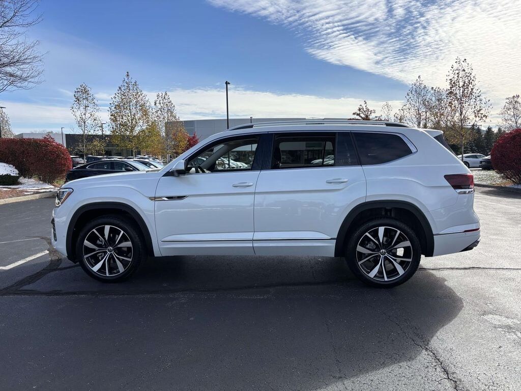 New 2026 Volkswagen Atlas 2.0T SEL Premium R-Line Sport Utility