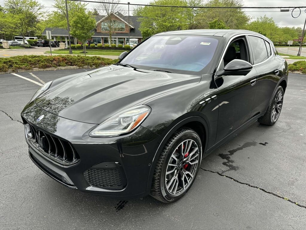 New 2024 Maserati Grecale GT Sport Utility