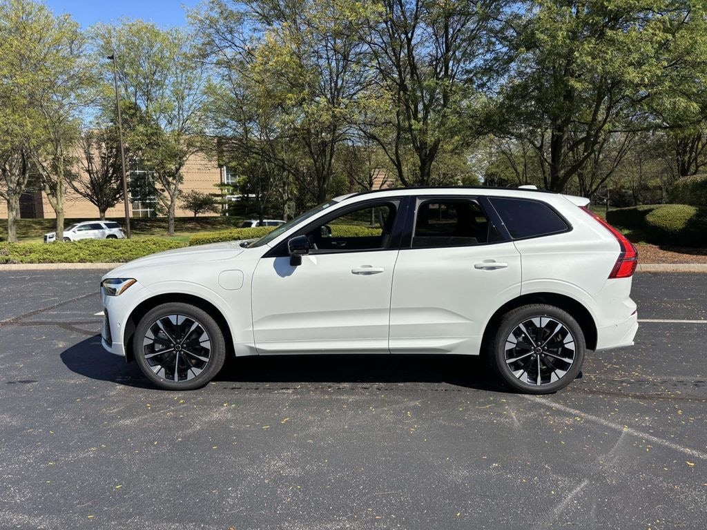 New 2026 Volvo XC60 Plug-In Hybrid T8 Plus Sport Utility