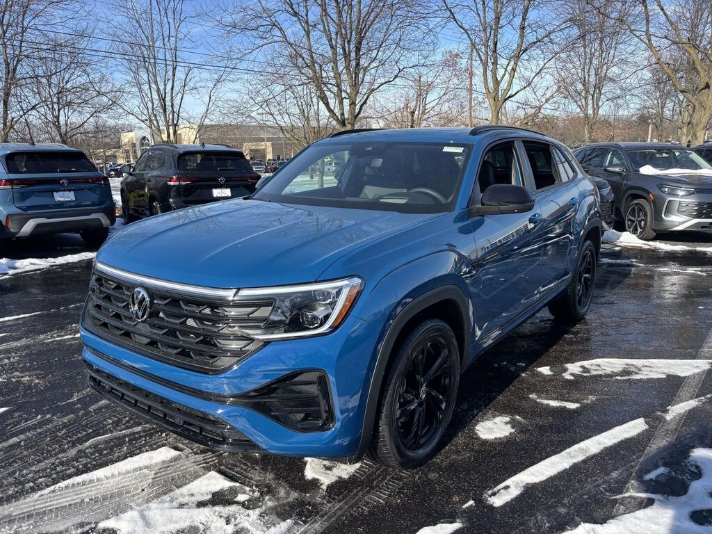 New 2026 Volkswagen Atlas Cross Sport 2.0T SEL R-Line Black Sport Utility