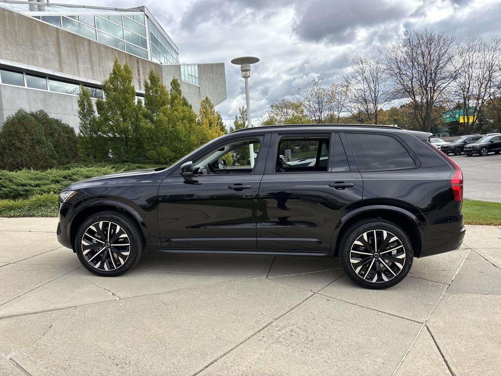 New 2026 Volvo XC90 B6 Ultra Sport Utility