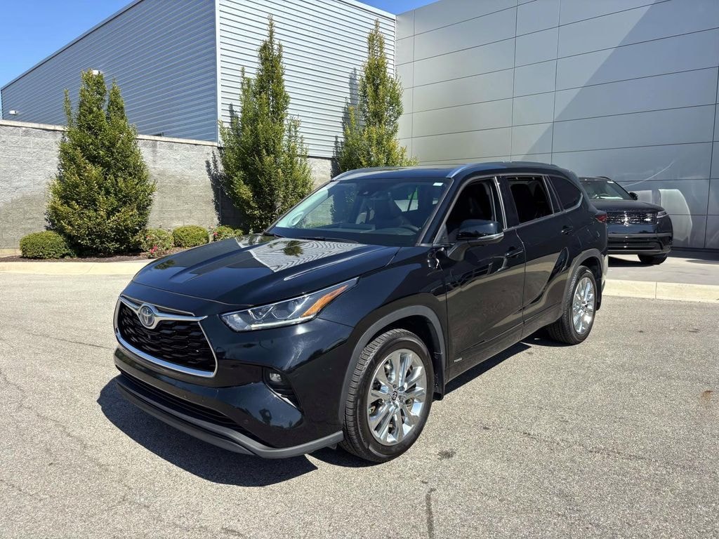 Used 2023 Toyota Highlander Hybrid Limited Sport Utility