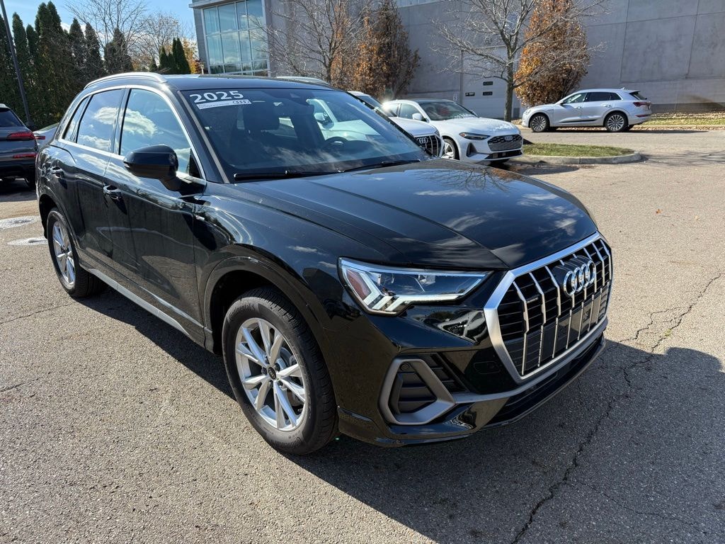 Certified 2025 Audi Q3 Premium Sport Utility