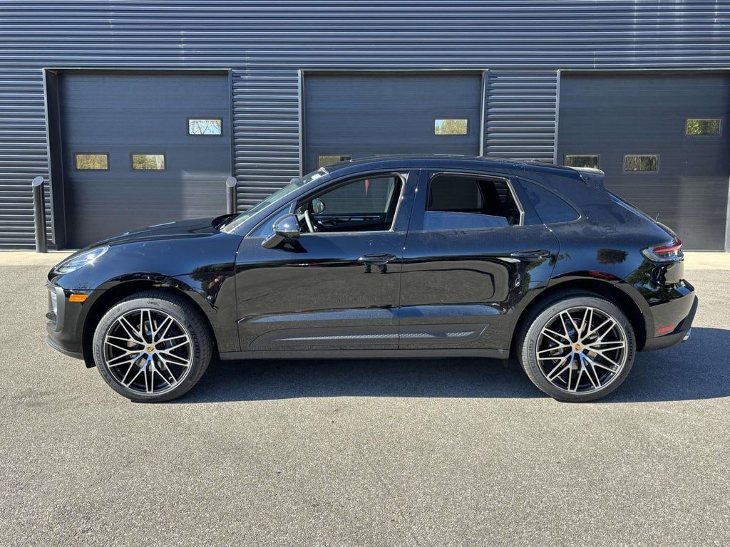 New 2026 Porsche Macan Sport Utility