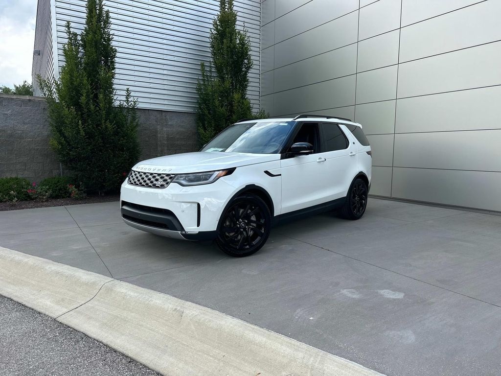 New 2025 Land Rover Discovery S Sport Utility