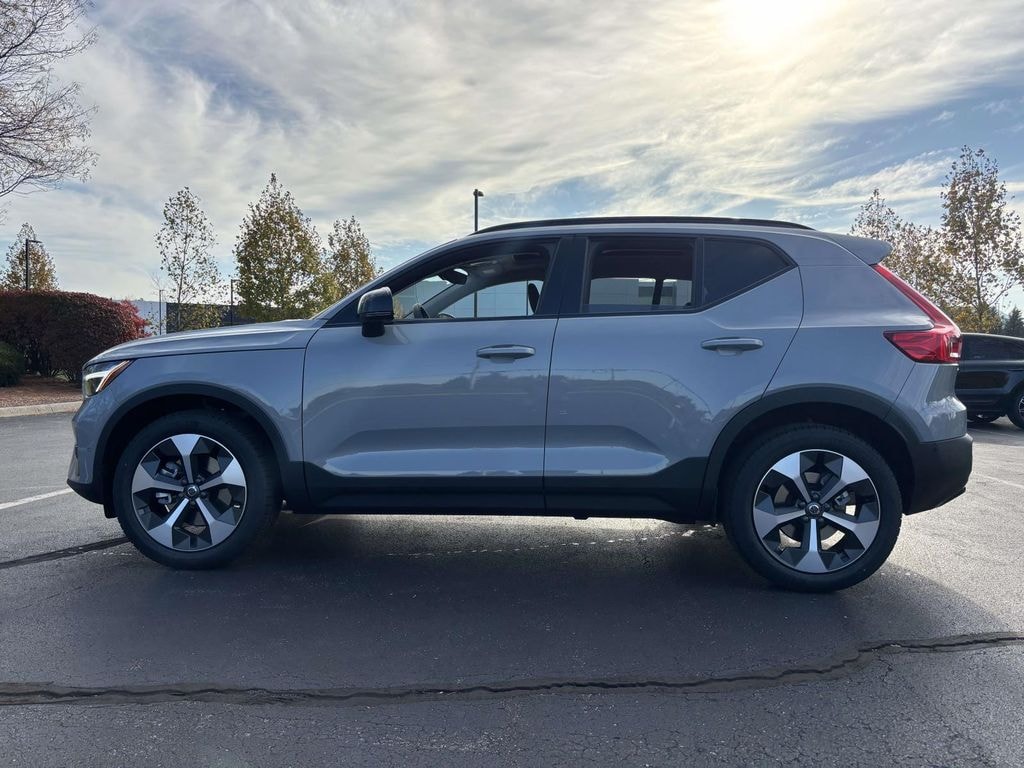 New 2026 Volvo XC40 B5 Plus Sport Utility