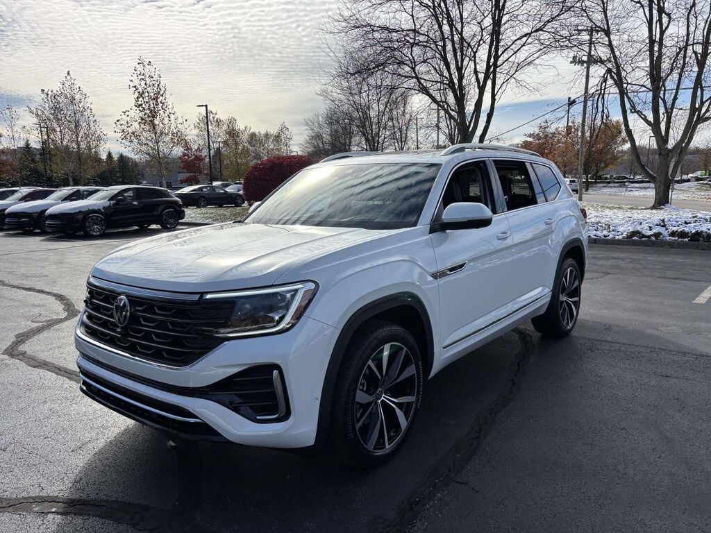 New 2026 Volkswagen Atlas 2.0T SEL Premium R-Line Sport Utility