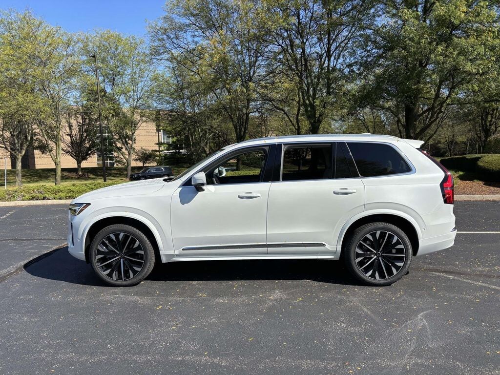 New 2026 Volvo XC90 B6 Ultra Sport Utility