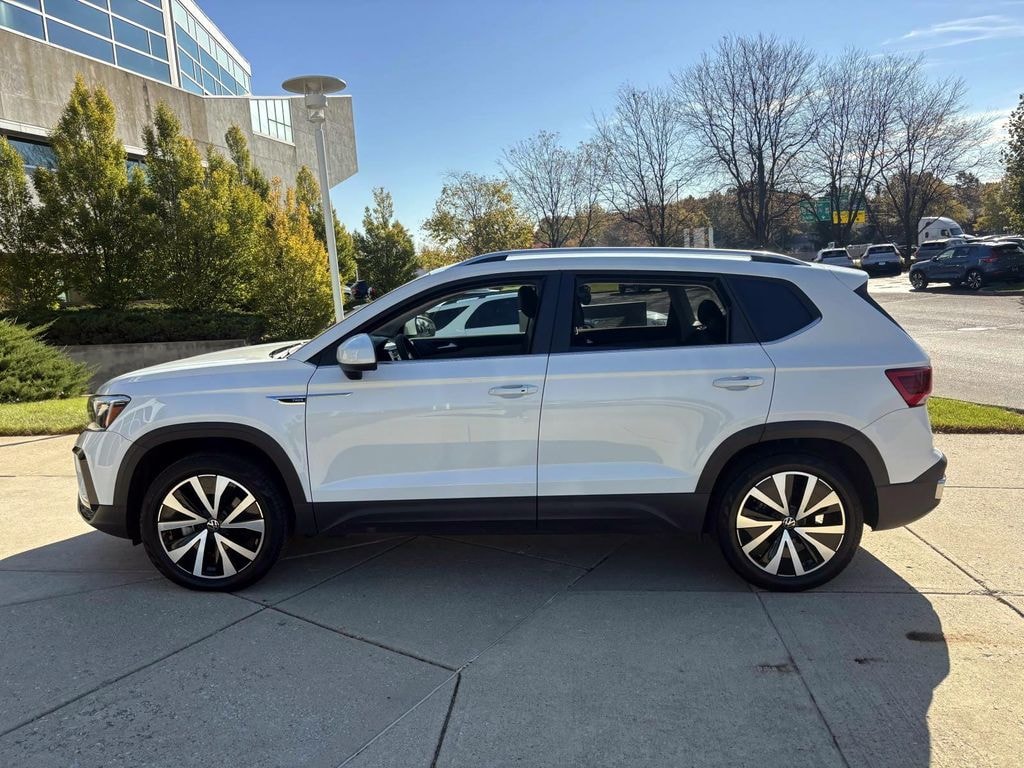 Used 2023 Volkswagen Taos 1.5T SE Sport Utility