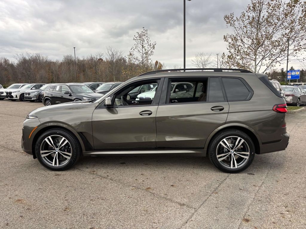 New 2026 BMW X7 xDrive40i Sport Utility