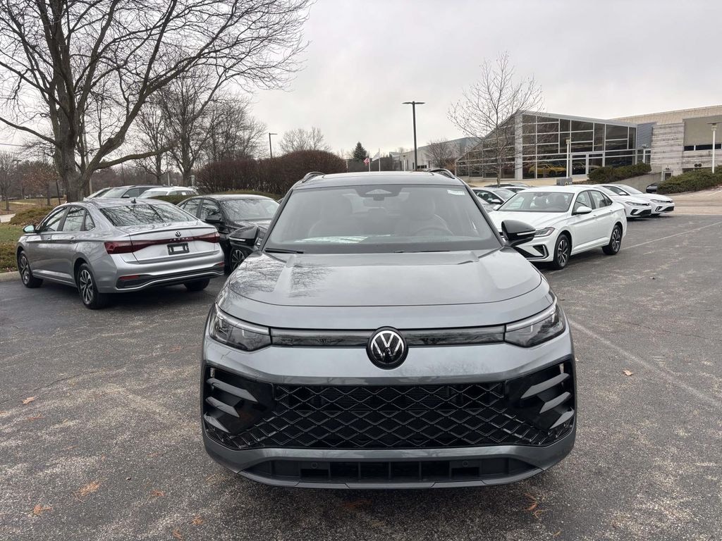 New 2026 Volkswagen Tiguan 2.0T SE R-Line Black Sport Utility