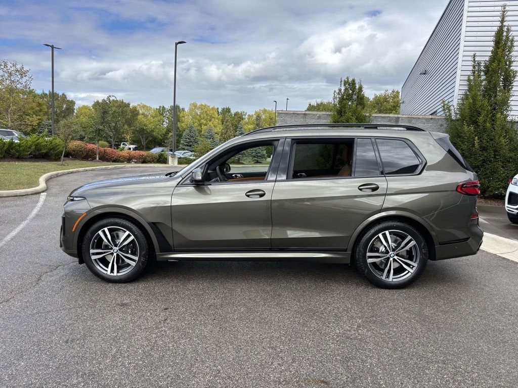 New 2026 BMW X7 xDrive40i Sport Utility