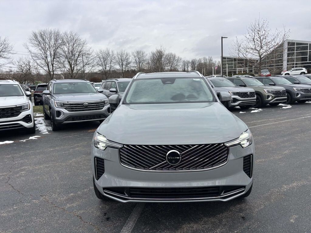 New 2026 Volvo XC90 B6 Ultra Sport Utility
