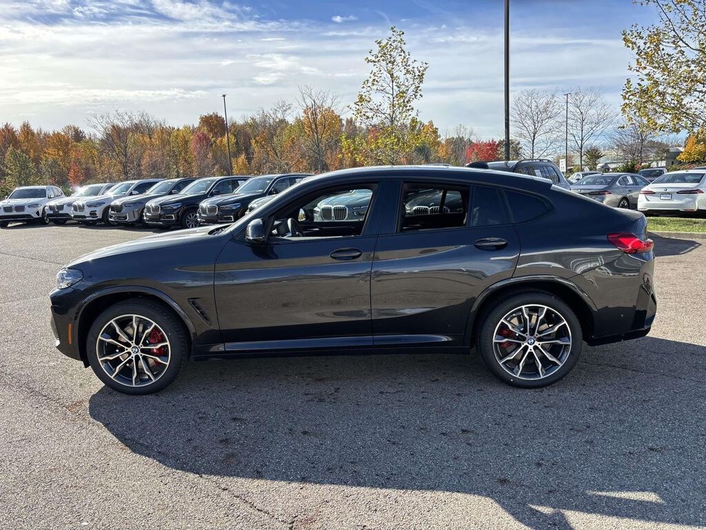 New 2025 BMW X4 M40i Sport Utility