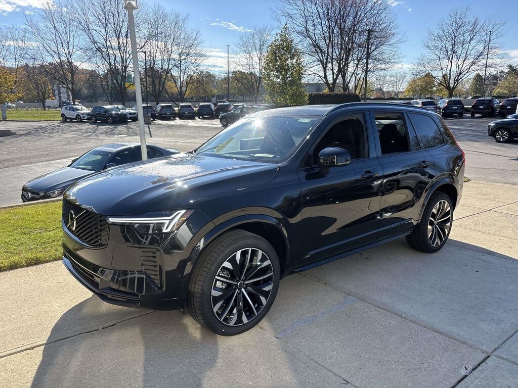 New 2026 Volvo XC90 B6 Ultra Sport Utility