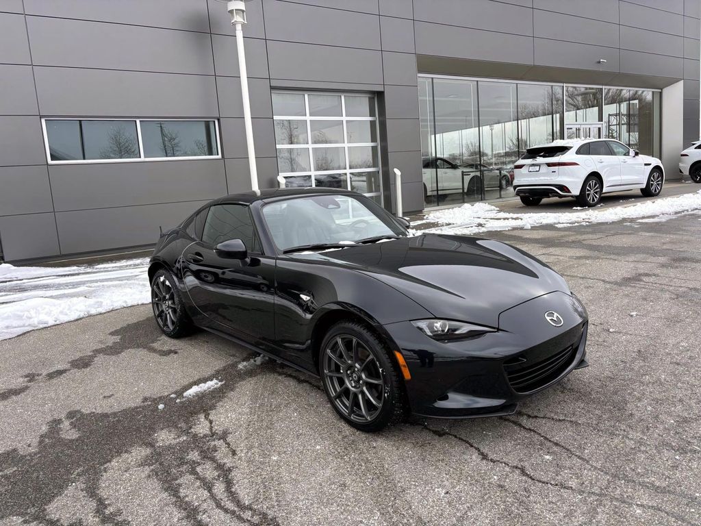 2025 Mazda MX-5 Miata RF Grand Touring's photo