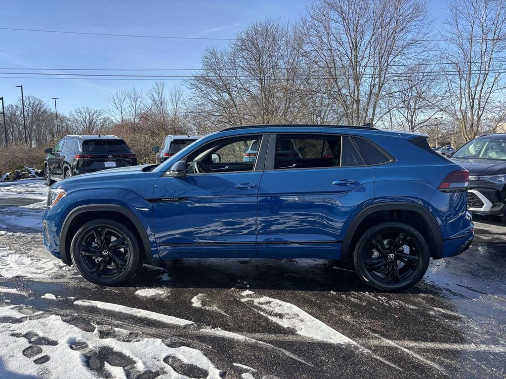 New 2026 Volkswagen Atlas Cross Sport 2.0T SEL R-Line Black Sport Utility