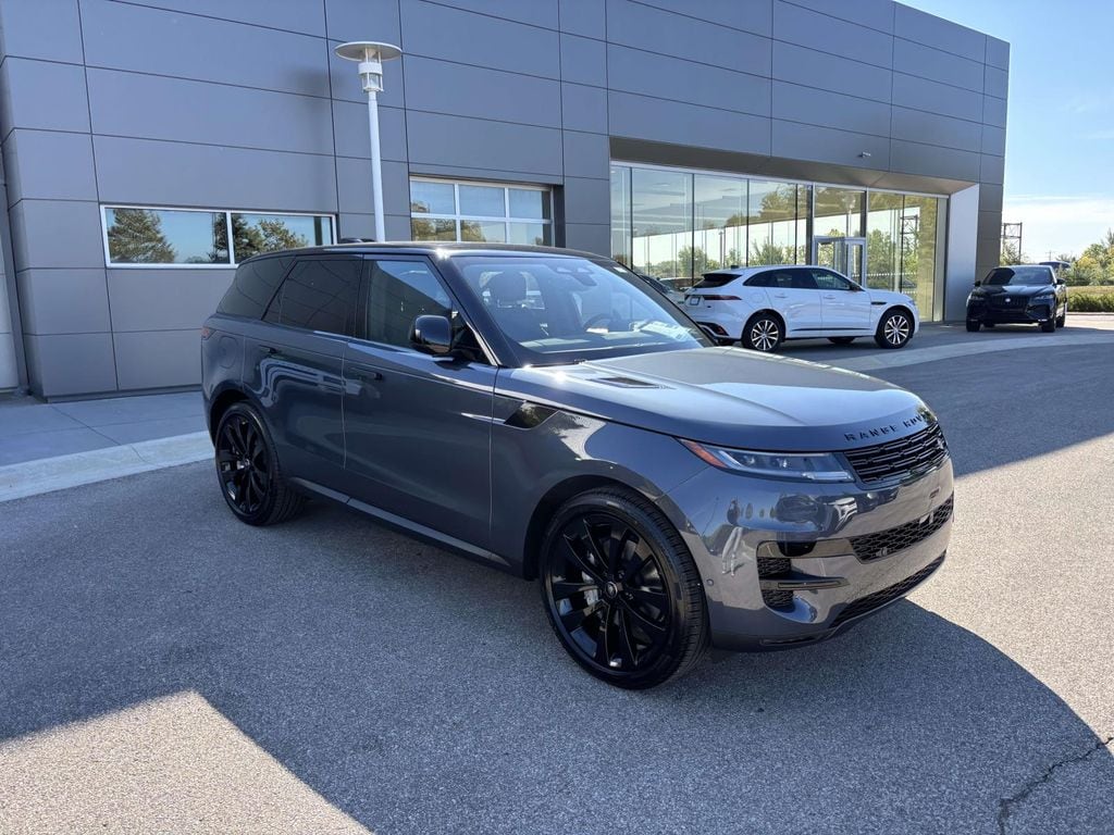 New 2025 Land Rover Range Rover Sport SE Sport Utility