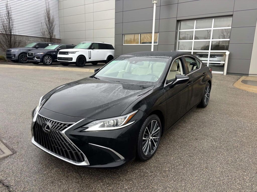 Used 2022 Lexus ES 350 Sedan