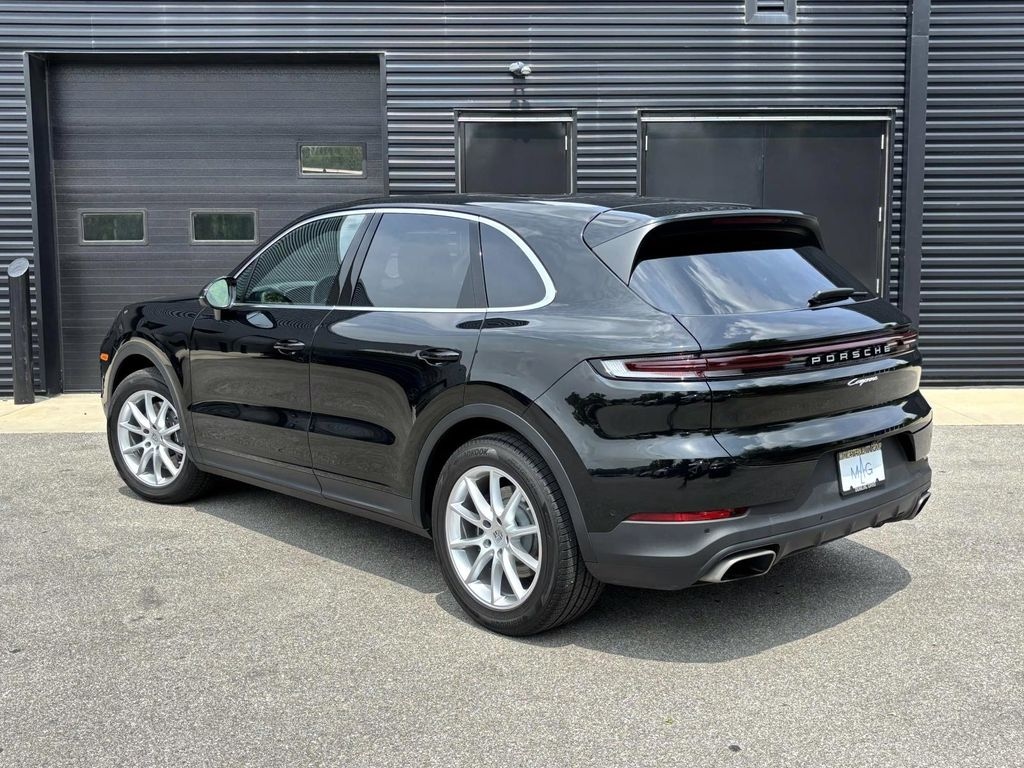 Certified 2024 Porsche Cayenne Sport Utility