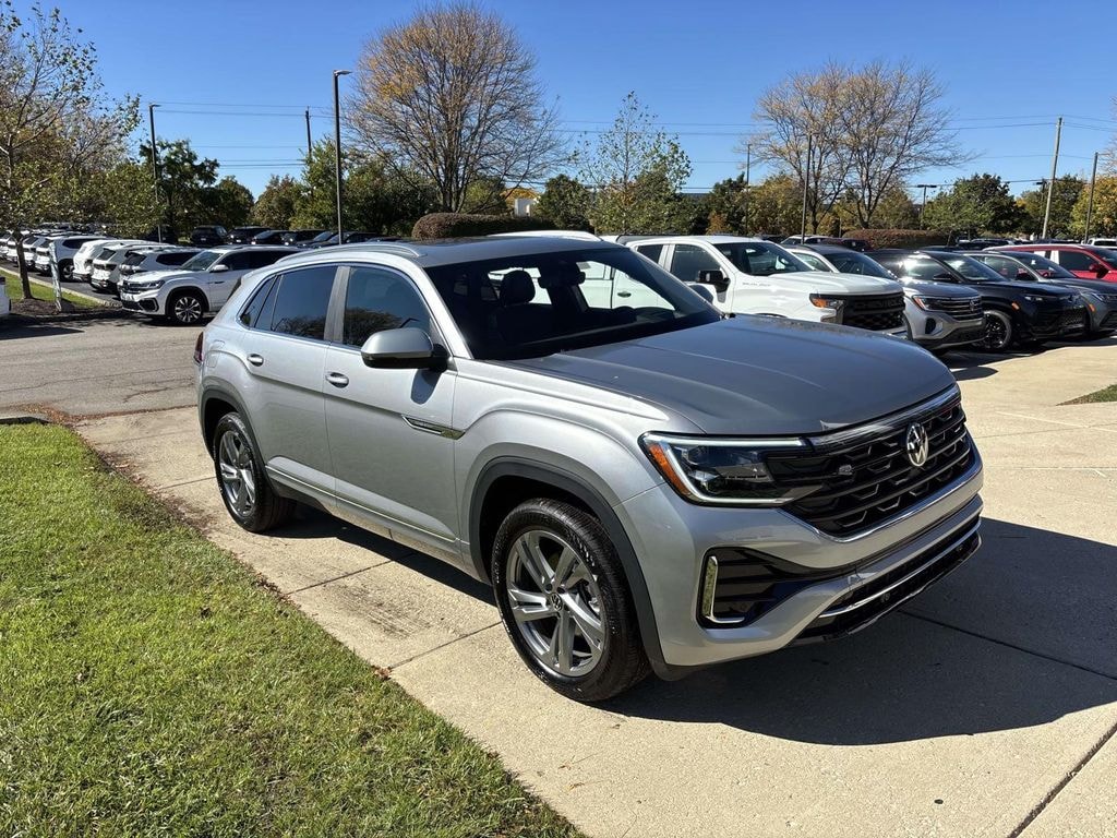 Certified 2024 Volkswagen Atlas Cross Sport 2.0T SEL R-Line Sport Utility