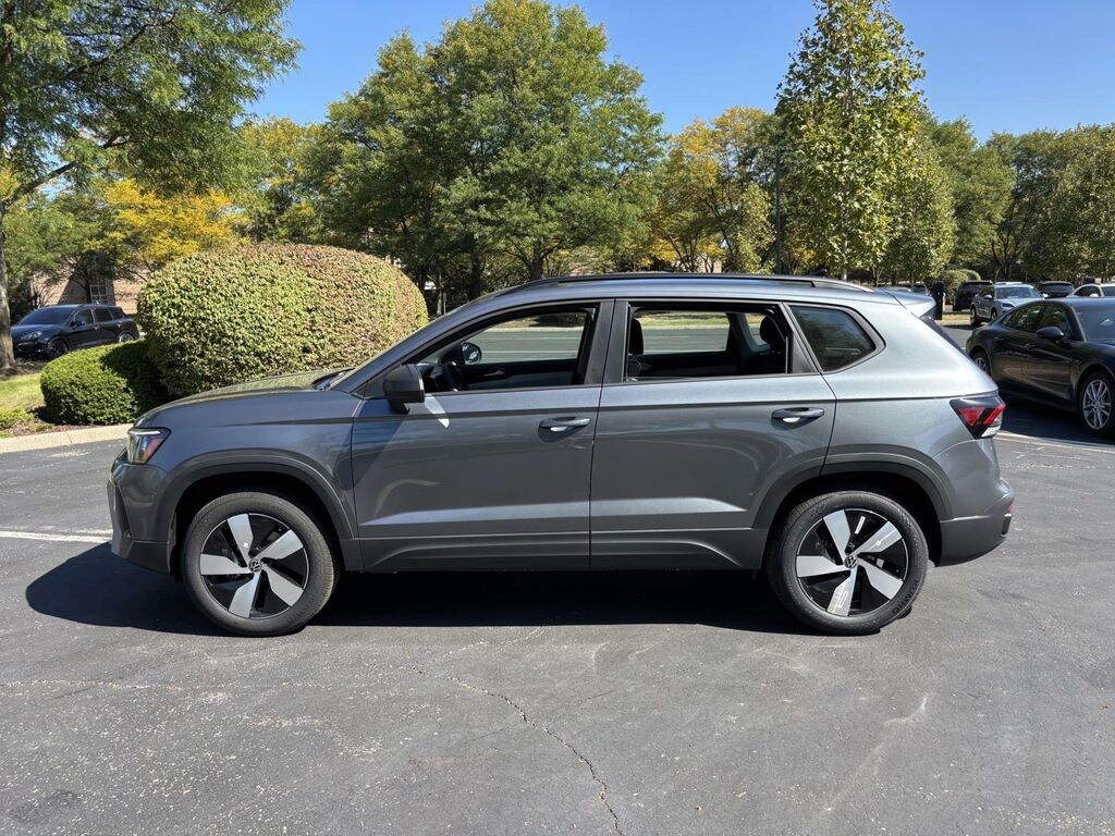 New 2025 Volkswagen Taos 1.5T S Sport Utility