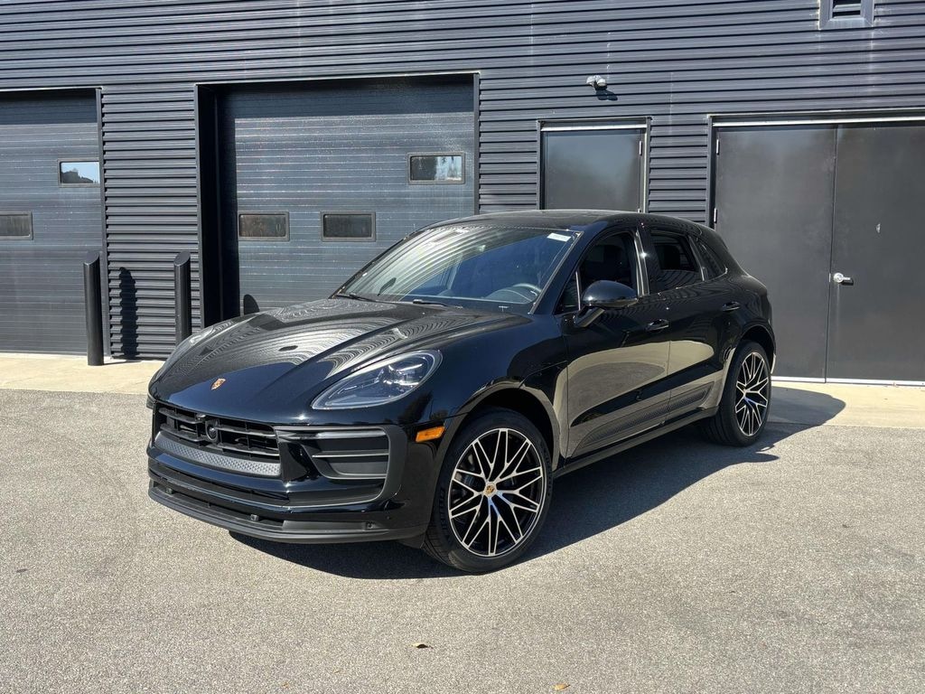 New 2026 Porsche Macan Sport Utility