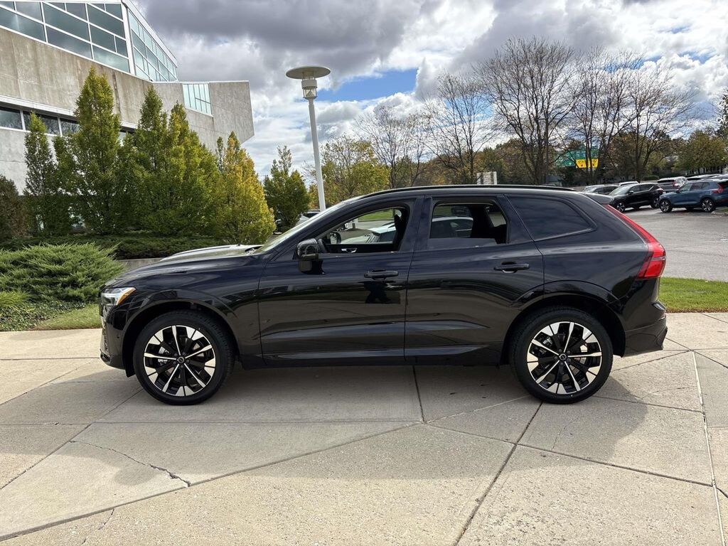 New 2026 Volvo XC60 B5 Plus Sport Utility