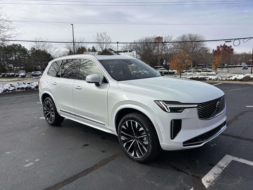 New 2026 Volvo XC90 B6 Plus 7-Seater Sport Utility