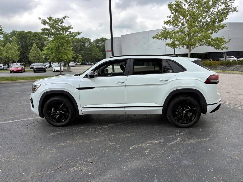 Certified 2025 Volkswagen Atlas Cross Sport 2.0T SEL R-Line Black Sport Utility