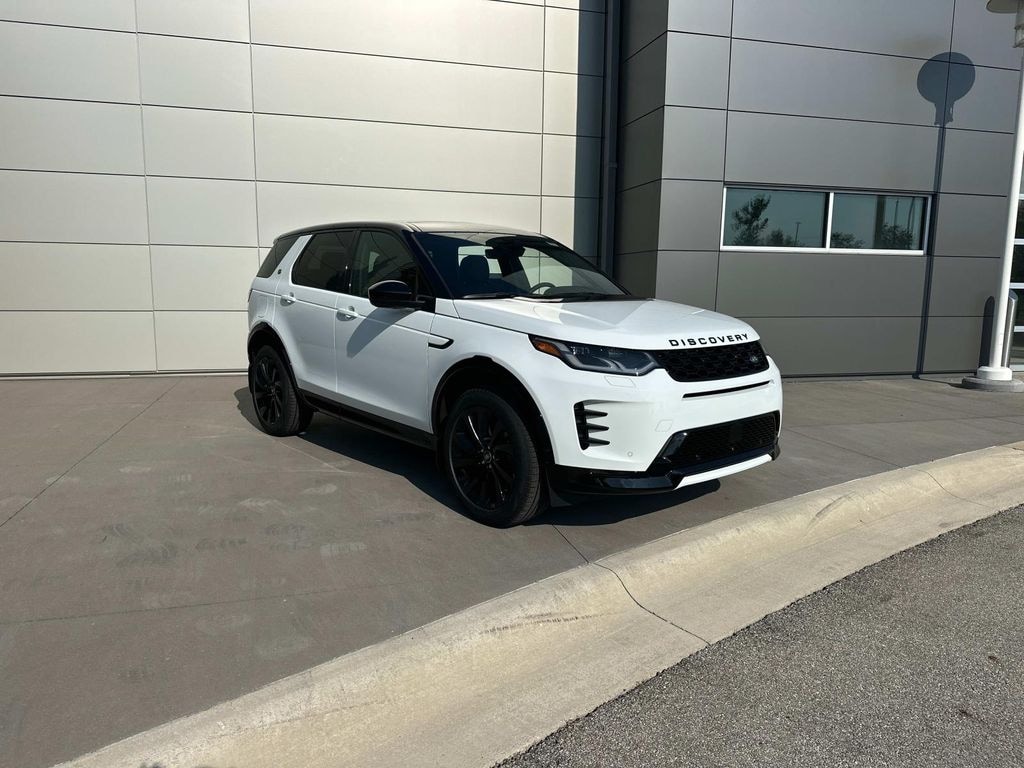 New 2025 Land Rover Discovery Sport SE Sport Utility