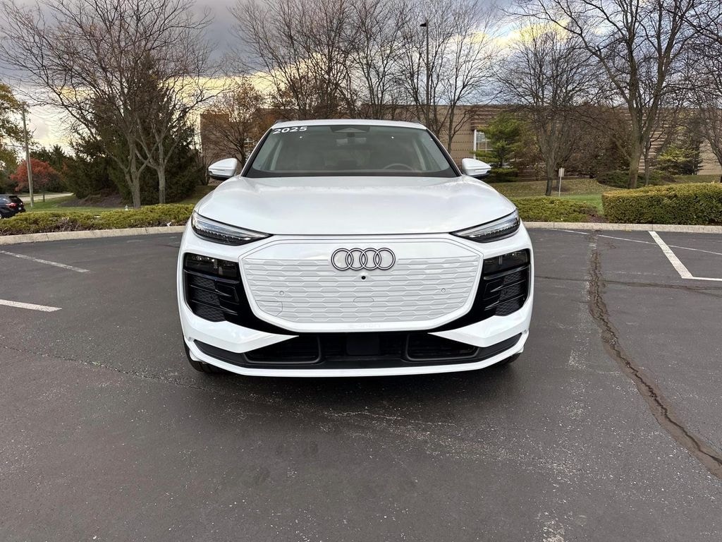 Used 2025 Audi Q6 e-tron Premium Plus Sport Utility