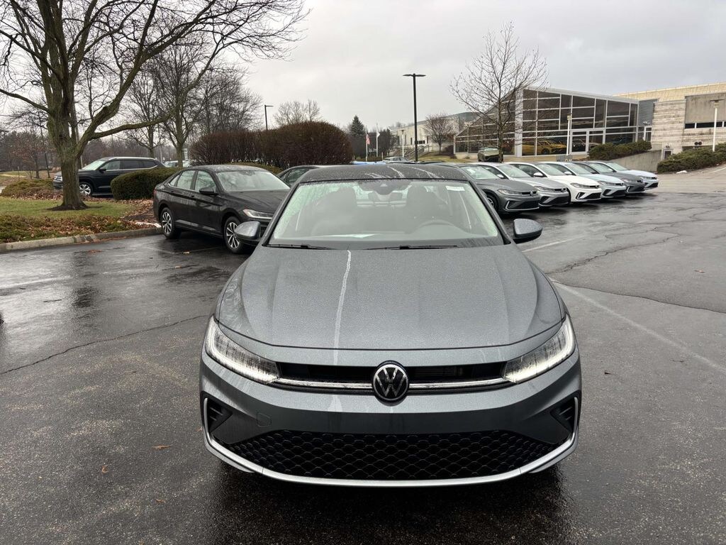 New 2026 Volkswagen Jetta 1.5T SE Sedan