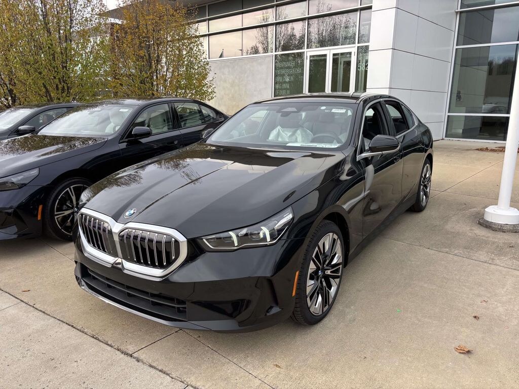 New 2026 BMW 5 Series 530i xDrive Sedan
