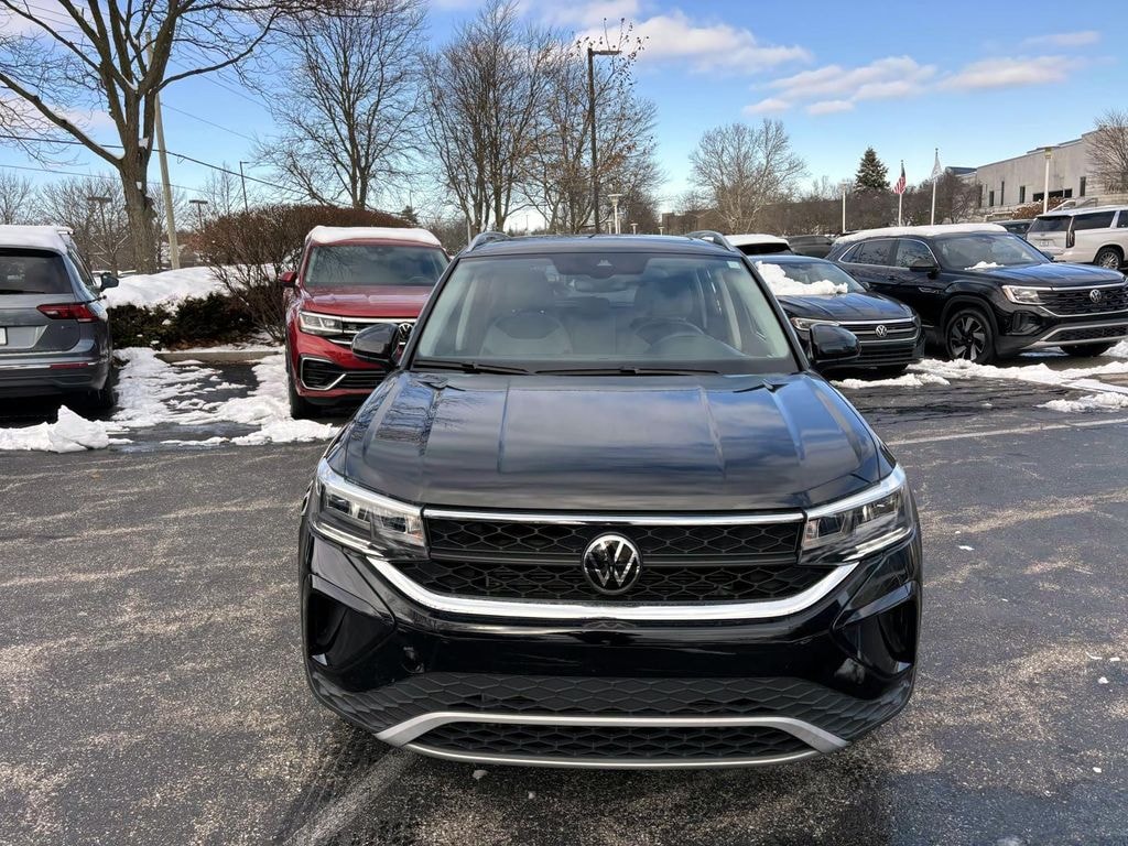 Used 2023 Volkswagen Taos 1.5T SE SUV