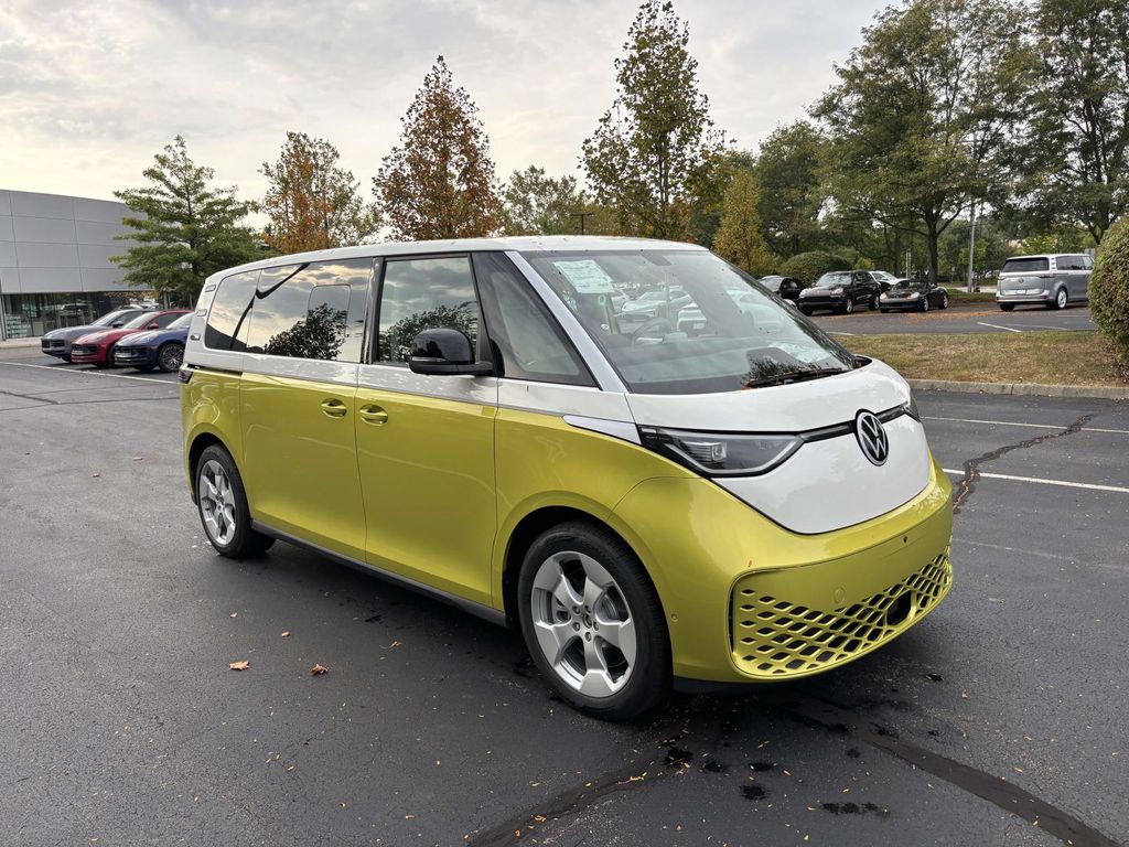 2025 Volkswagen ID. Buzz PRO S PLus's photo