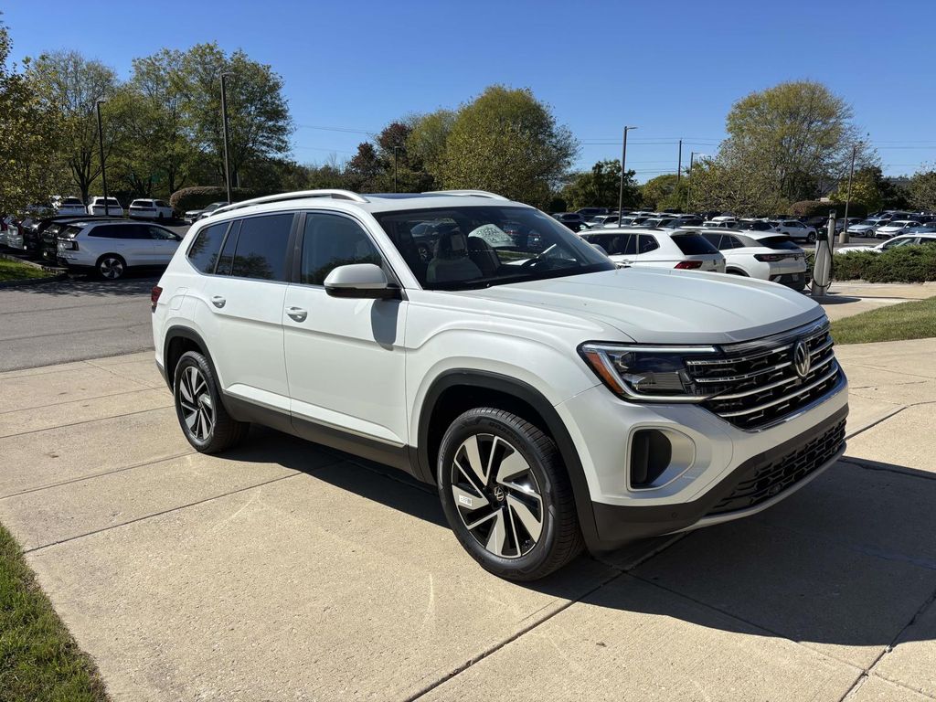 2026 Volkswagen Atlas SEL's photo