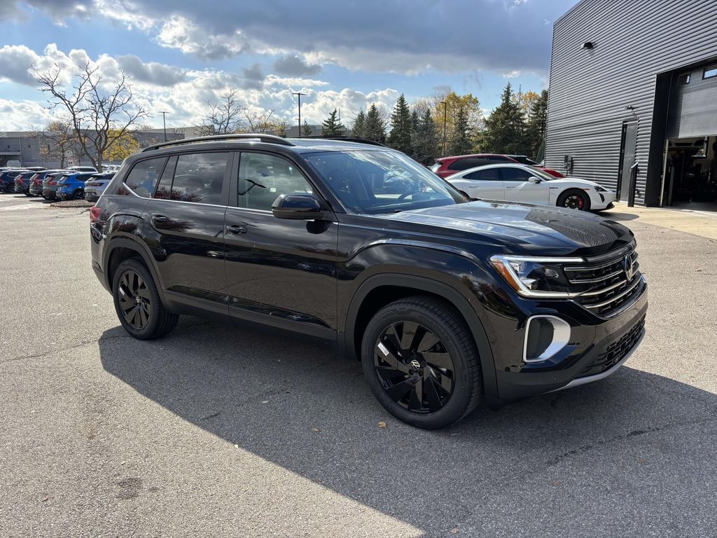 2026 Volkswagen Atlas SE w/Tech's photo