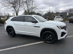 2025 Volkswagen Atlas Cross Sport 2.0T SEL R-Line Black SUV